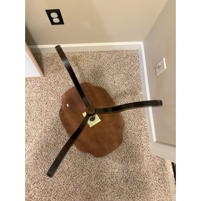 English Vintage Mahogany Pie-Crust Tilt-Top Candlestand Table For Sale - Image 3 of 5