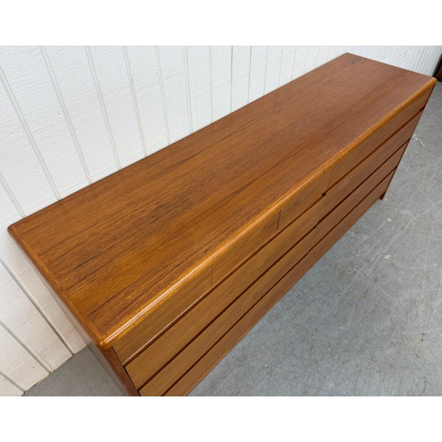 Vintage Danish Modern Teak 10-Drawer Dresser For Sale - Image 4 of 10