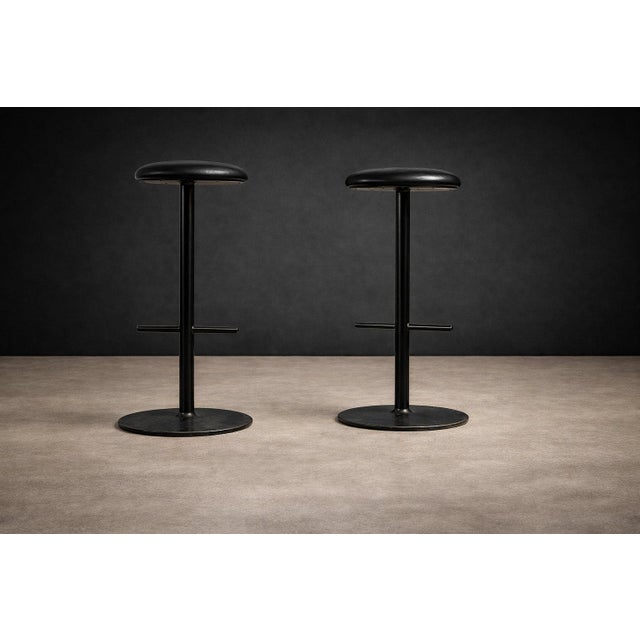 Metal Ricardo Fasanello (1930–1993) Ciranda Stools, Set of Three, Brazil, 1986 — Black Carbon Steel and Leather For Sale - Image 7 of 11