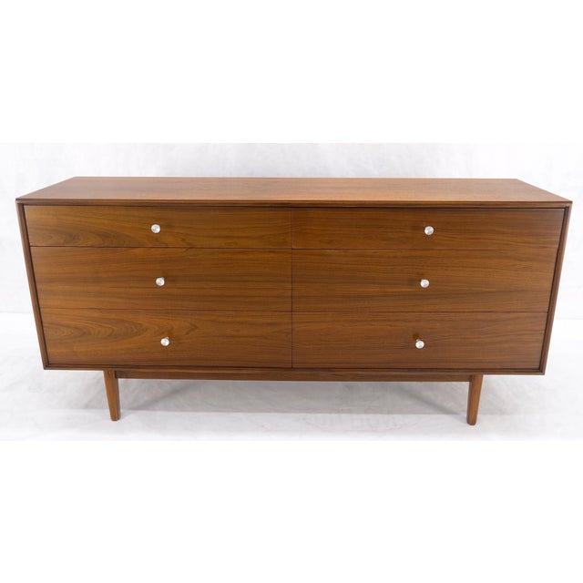 Wood John Stuart Walnut Mid Century Modern 6 Drawer Long Dresser Thin Edge Style MINT For Sale - Image 7 of 11