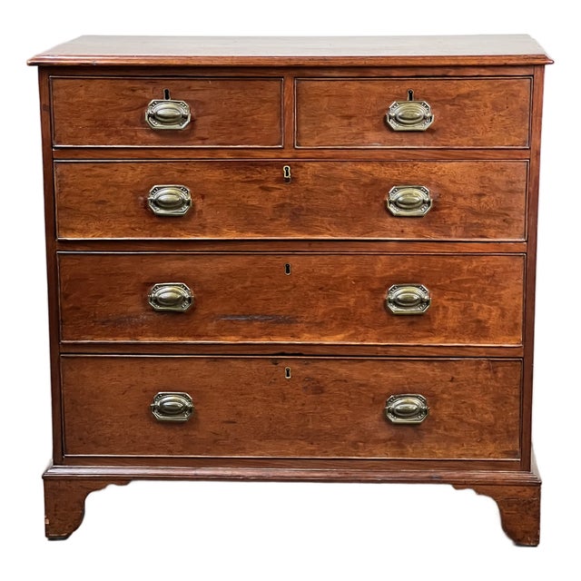 Late Georgian English Mahogany Chest of Drawers, Circa 1780–1810 For Sale