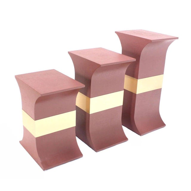 Mid-Century Modern Grasscloth Wrapped Three Mid Century Modern Pink Lacquer Brass Trim Pedestals For Sale - Image 3 of 9