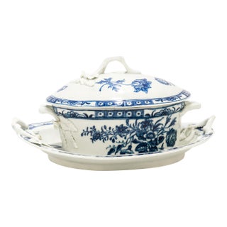 Antique 18th C. Dr. Wall Worcester Porcelain Covered Butter Dish & Underplate For Sale