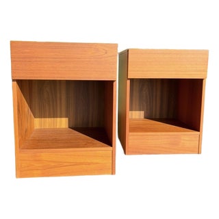 Danish Teak Nightstand Pair For Sale