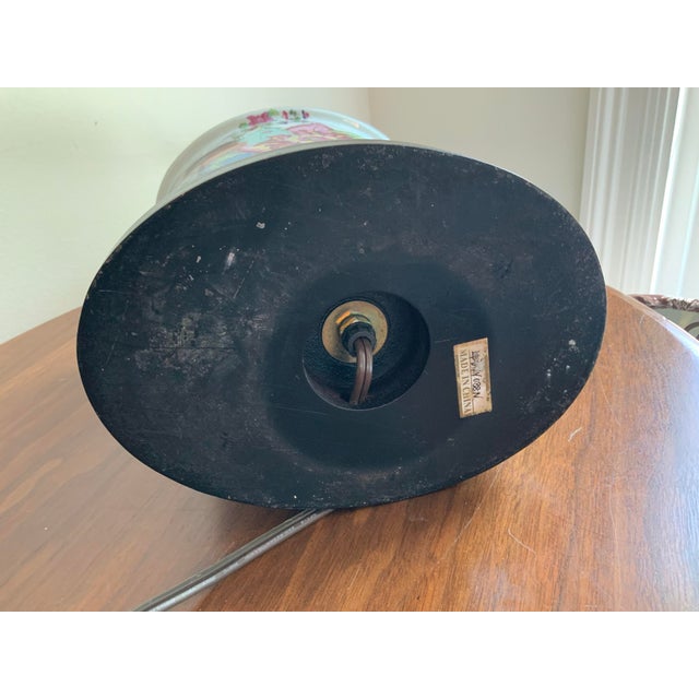 Vintage Tobacco Leaf Porcelain Table Lamp for British Colonial, Traditional, Chinoiserie & Palm Beach Regency - Famille Rose Colors. For Sale - Image 12 of 12