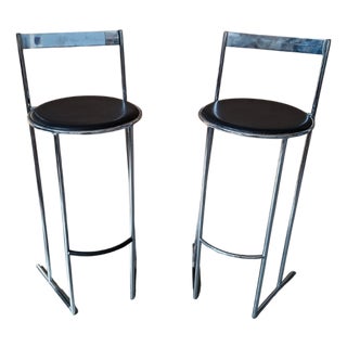 Vintage Stools in Chrome and Leather, 1970s, Set of 2 For Sale