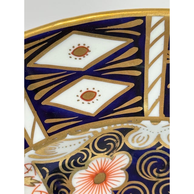 Early 20th Century Early 20th Century Royal Crown Derby 2451 Traditional Imari China 10 3/8” Dinner Plate For Sale - Image 5 of 6