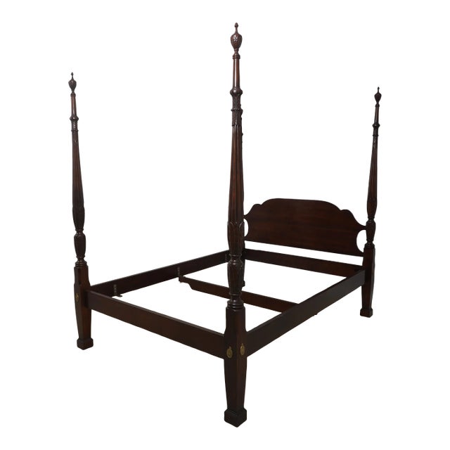 Statton Queen Size 4 Post Poster Bed For Sale