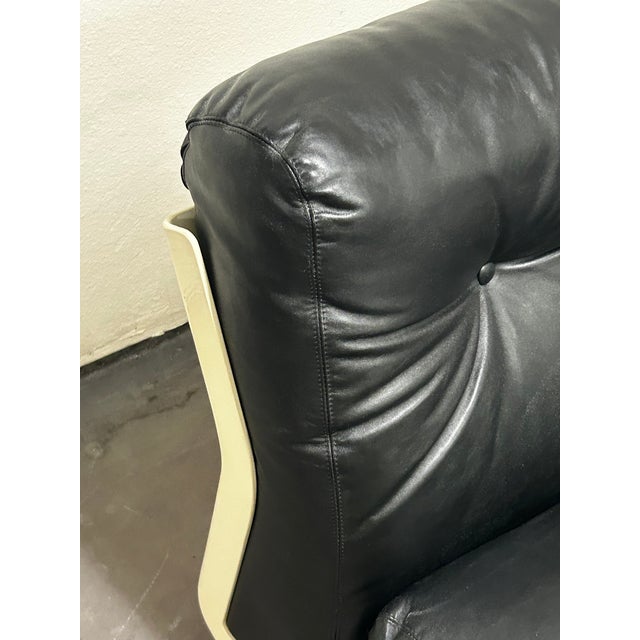 Circa 1970 Original Black Leather Amanta Lounge Chairs by Mario Bellini for C&b Italia For Sale - Image 11 of 18