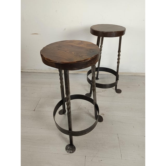 Brutalist Brutalist Bar Stools in Elm and Wrought Iron, 1950s, Set of 2 For Sale - Image 3 of 14