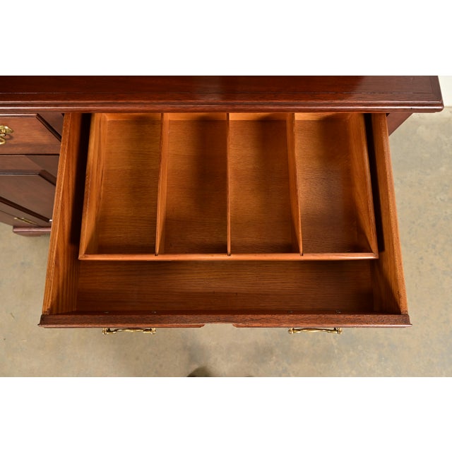 Wood Kittinger Georgian Carved Mahogany Breakfront Bookcase Cabinet For Sale - Image 7 of 18