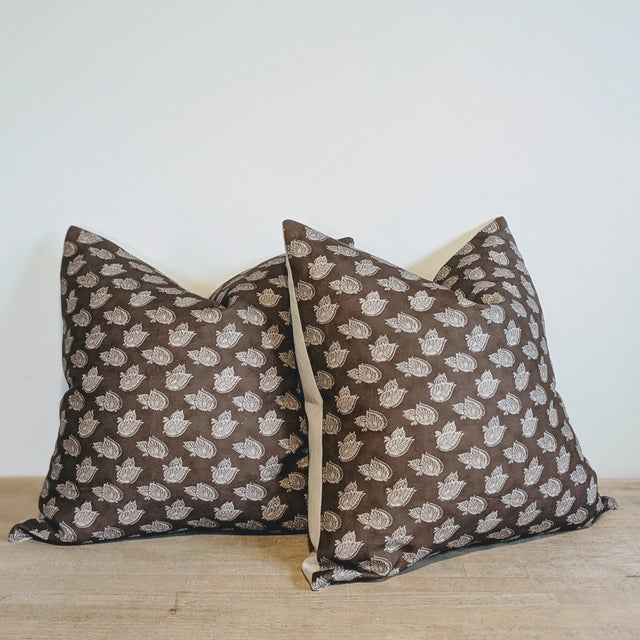 Soane Britain Burdur Leaf Pillows in Chestnut - Pair For Sale - Image 4 of 6