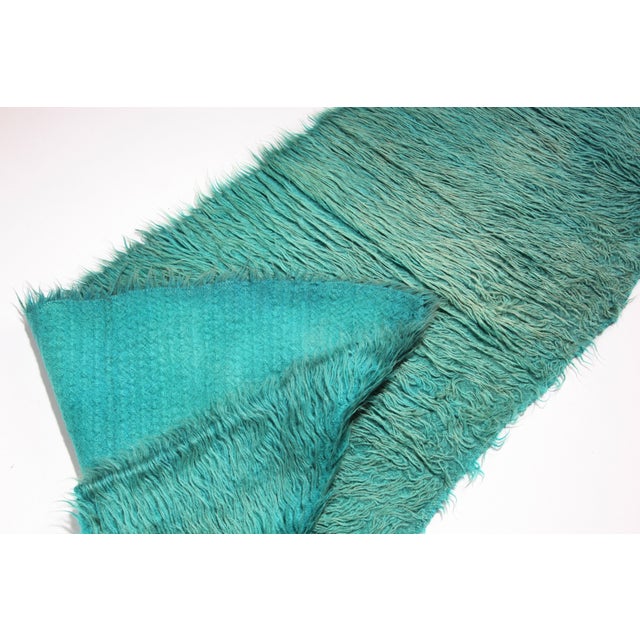 Teal Late 20th Century Handmade Contemporary Teal Shaggy Fur Runner Rug – Plush Texture With Gradient Depth Hallway Rug - 2' X 6' 11'' For Sale - Image 8 of 10