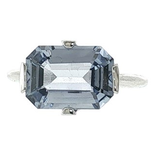 Mid-Century Platinum 5 Carat Pastel Blue Sapphire Bar Set Ring, Size 4.75 For Sale