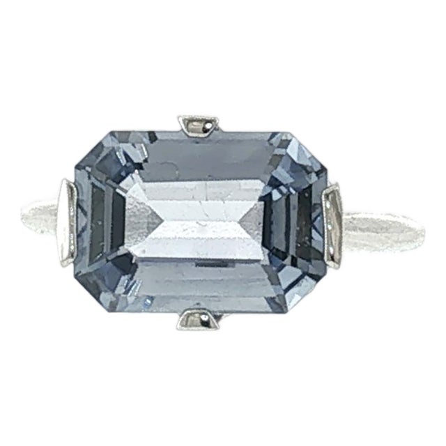 Mid-Century Platinum 5 Carat Pastel Blue Sapphire Bar Set Ring, Size 4.75 For Sale