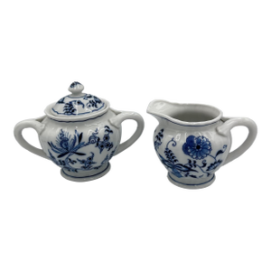 Vintage Blue Danube Blue Onion Sugar and Creamer Set Ribbon Hallmark Logo
