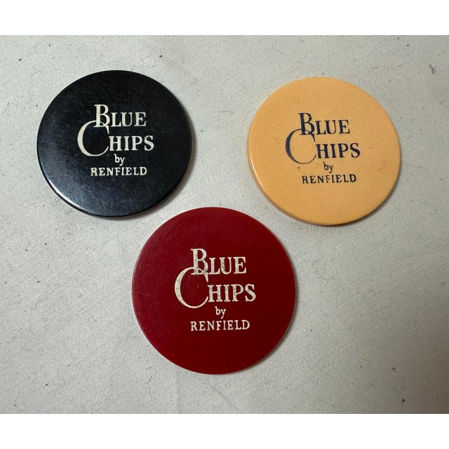 Vintage Blue Chips Renfield Bakelite Gambling Gaming Poker Chip Playing Card Set For Sale - Image 9 of 9