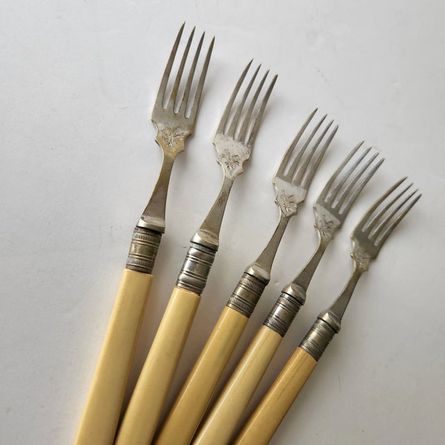 Early 20th Century Antique English Sheffield Epns A1 Silverplate Forks Set of 5 For Sale - Image 5 of 13