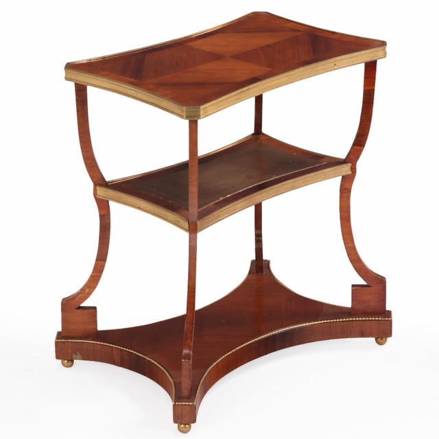 Traditional A Pair of Regency Style Rosewood, Leather and Bronze Mounted Three-Tier End Tables, C. 1900. Argentina. For Sale - Image 3 of 7