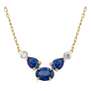 Oval Pear Sapphires Diamonds 2.35 Carat Yellow and White Gold 16.5 Inch Necklace For Sale