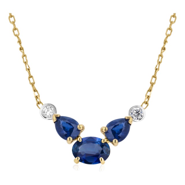 Oval Pear Sapphires Diamonds 2.35 Carat Yellow and White Gold 16.5 Inch Necklace For Sale