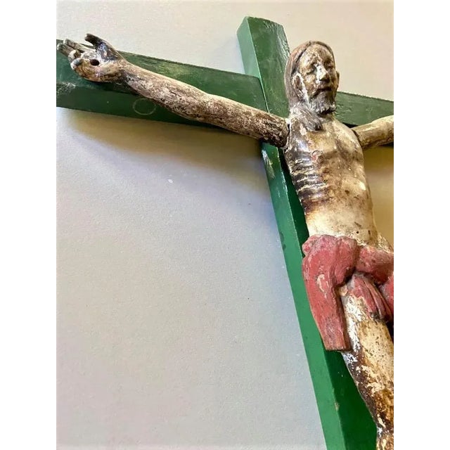 Mid 18th Century Antique Spanish Colonial Wood and Gesso Crucifix For Sale - Image 4 of 7