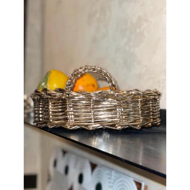 Contemporary El 05 Decorative Basket in Metal-Plated Hand-Woven Wicker by Caspal For Sale - Image 3 of 8