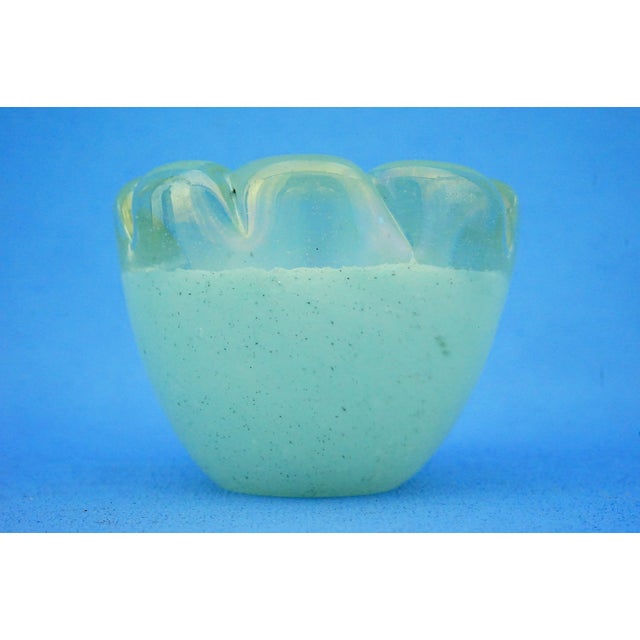 Glass 20th Century Tulip Bowl Iridescent Murano Sommerso Glass attributed to Alfredo Barbini for Seguso, 1950s For Sale - Image 7 of 18
