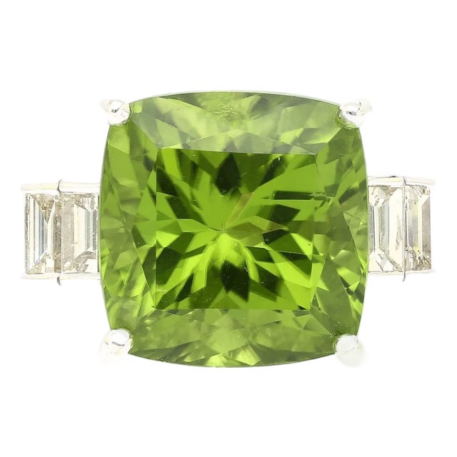 Vintage 14.11 Carat Peridot and Baguette Cut Diamond in 18k White Gold Ring, Size 6 For Sale