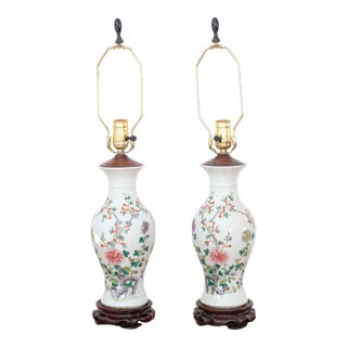Late 18th Century Chinese Famille Rose Porcelain Lamps For Sale