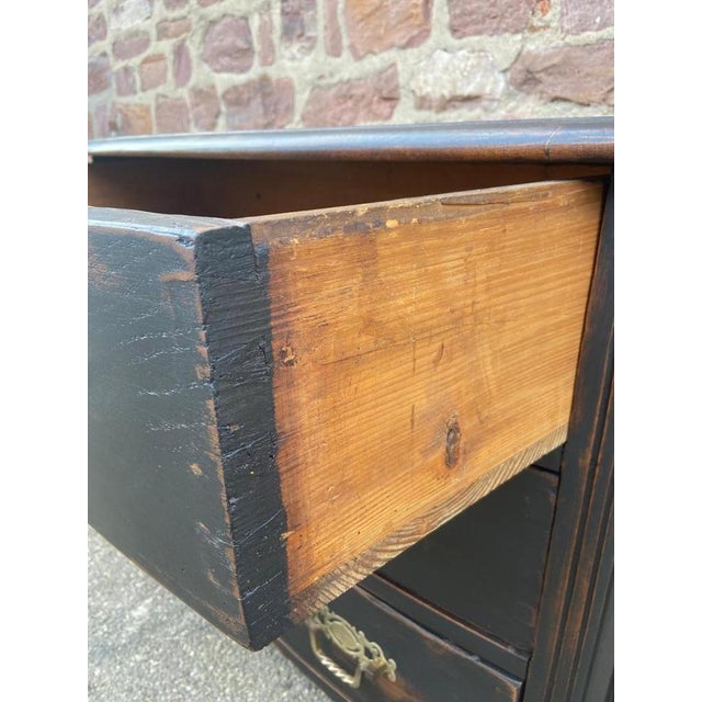 Antique Chest of Drawers in Oak For Sale - Image 15 of 18