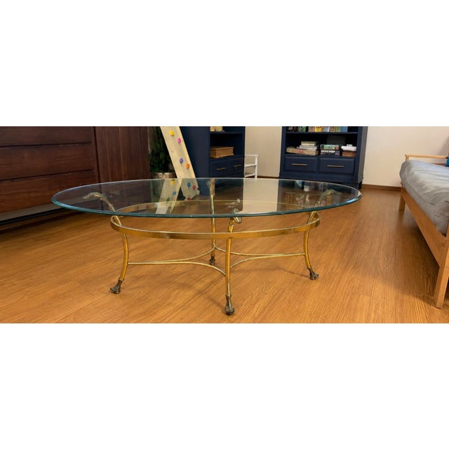 Grand Tour Vintage Hollywood Regency Oval Glass Coffee Table – Brass Style / MCM / Labarge For Sale - Image 3 of 4