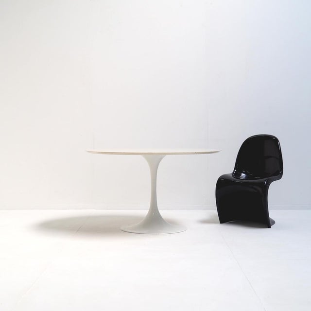 Look at this rare pedestal dining table from the late 1960s. It was designed by French-American designer Raymond Loewy for...