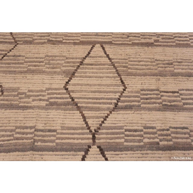 Tribal Nazmiyal Collection Large Geometric Tribal Diamond Modern Area Rug For Sale - Image 3 of 5
