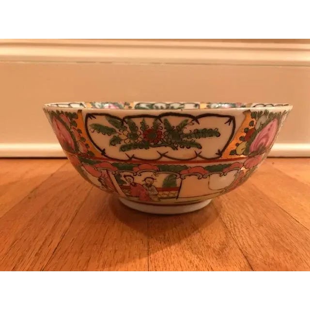 Vintage Famille Rose Center Decorative Bowl with Gold Trim Hand Painted 8" x 8" x 3.25"