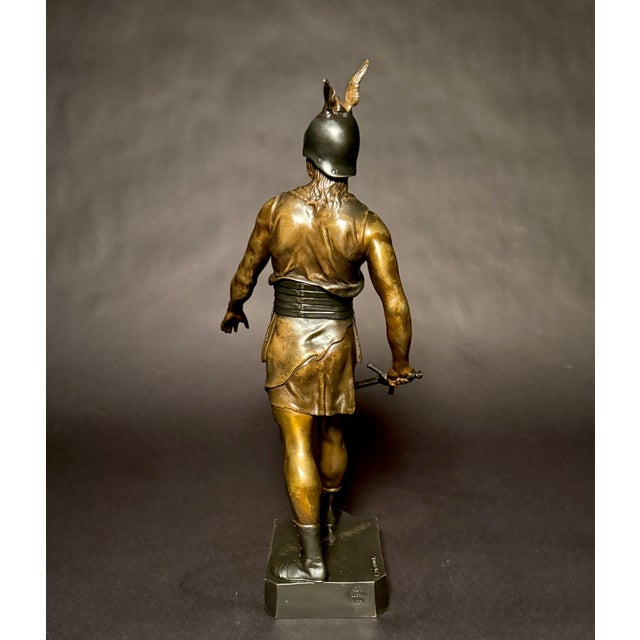 Late 19th Century Late 19th Century Émile Picault French Bronze Warrior Sculpture “Vincere Aut Mori” For Sale - Image 5 of 13
