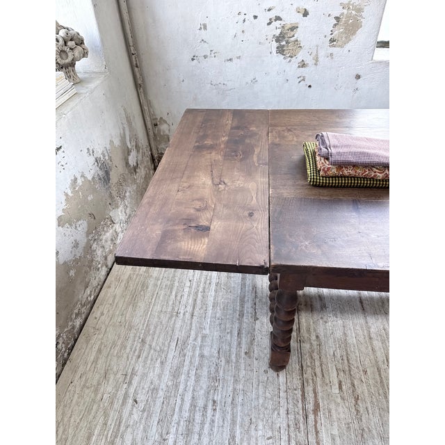 Brown Drapers Oak Table with Extensions, 1900s For Sale - Image 8 of 18