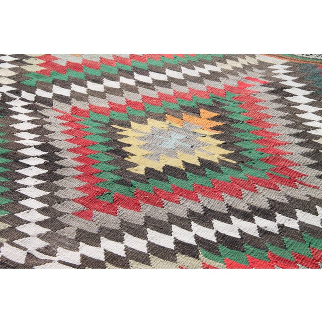 1960's Vintage Turkish Kilim Rug - 77" X 111" For Sale - Image 10 of 11