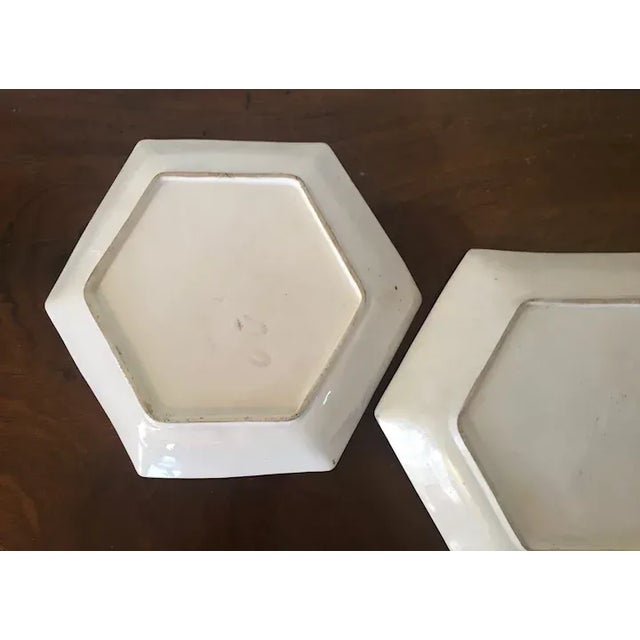 19th Century Early 19th Century English Regency Porcelain Hexagonal Dishes Painted with Flower Baskets - A Pair For Sale - Image 5 of 13