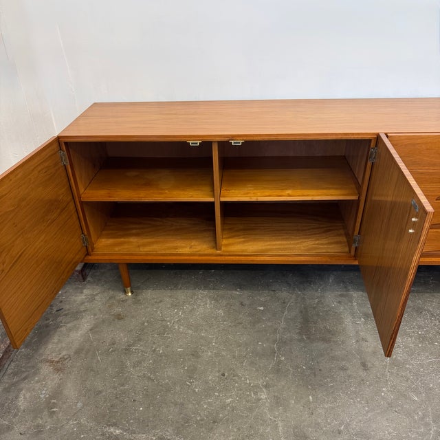Vintage Sideboard in Wood, 1950s For Sale - Image 12 of 13