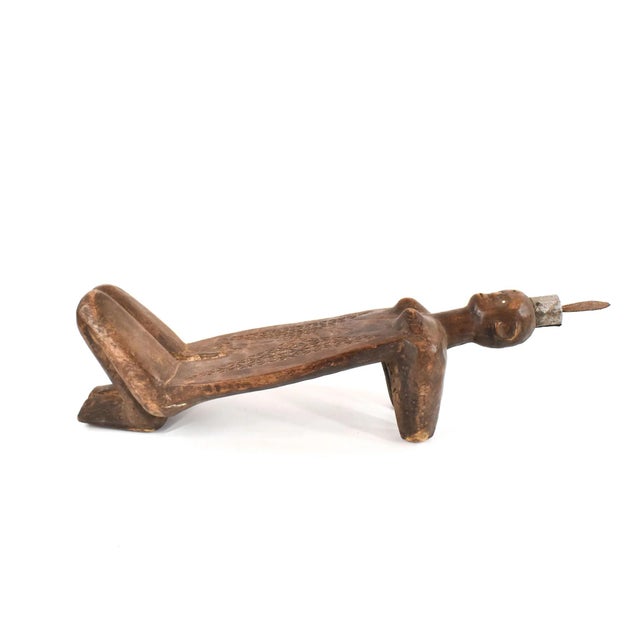 African Early 20th Century Nyamwezi Coconut Grater Tanzania For Sale - Image 3 of 7
