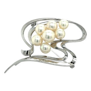 1990s Mikimoto Estate Akoya Pearl Brooch Pin Sterling Silver For Sale