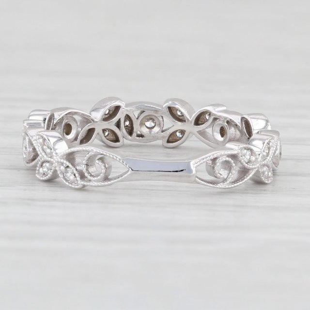 New Diamond Floral Ring 14k White Gold Size 6.25 Stackable Wedding Band For Sale - Image 4 of 7