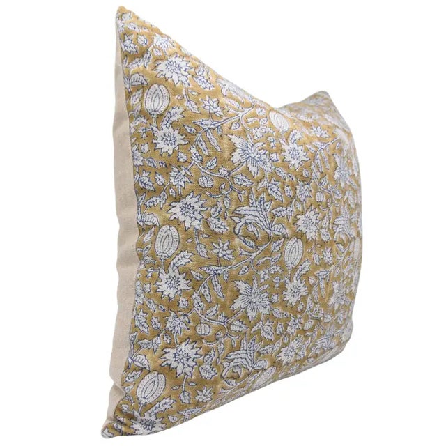 Introducing the Manikarnika Thick Linen Block Print Pillow Cover by Fabdivine, a perfect fusion of traditional artistry...