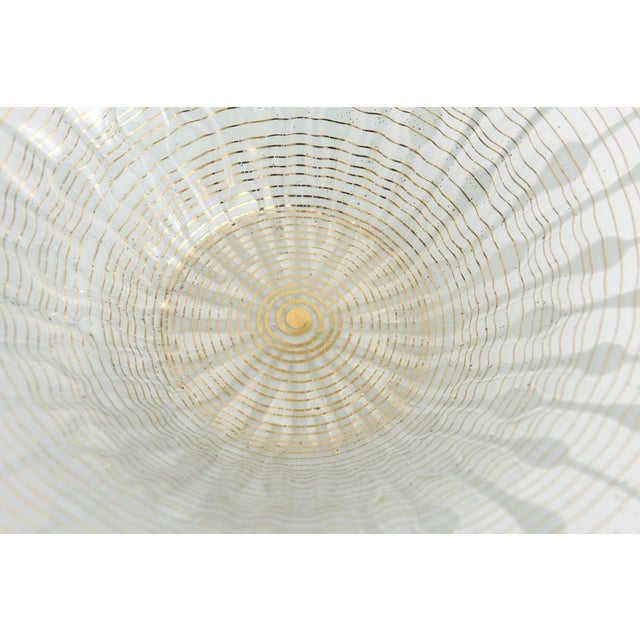 1960s Vintage Higgins Signed Fused Glass Platter or Charger Radiating Gold Spokes 1960's MCM For Sale - Image 5 of 11