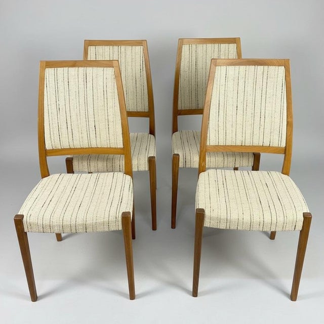 Beige Vintage Nordic Chairs in Fabric, 1960s, Set of 4 For Sale - Image 8 of 9