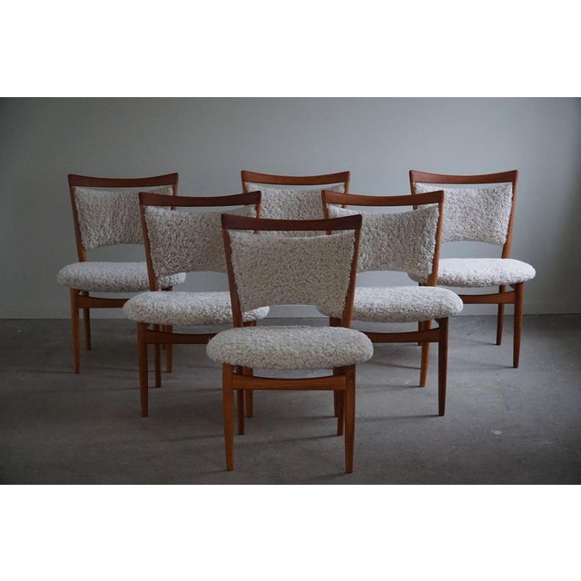 Danish Modern Dining Chairs in Oak & Lambswool Model Sw86 attributed to Finn Juhl, 1953, Set of 6 For Sale - Image 10 of 18
