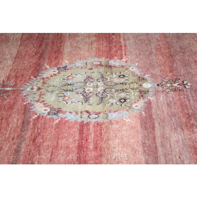 Handwoven Vintage Turkish Sivas Rug – Soft Red Palette & Floral Medallion -5' 8'' X 9' 6'' For Sale - Image 9 of 14