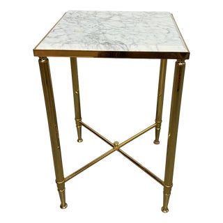 Mid-Century Modern Hollywood Regency Side Table in White Marble with Brass Frame, 1970s For Sale