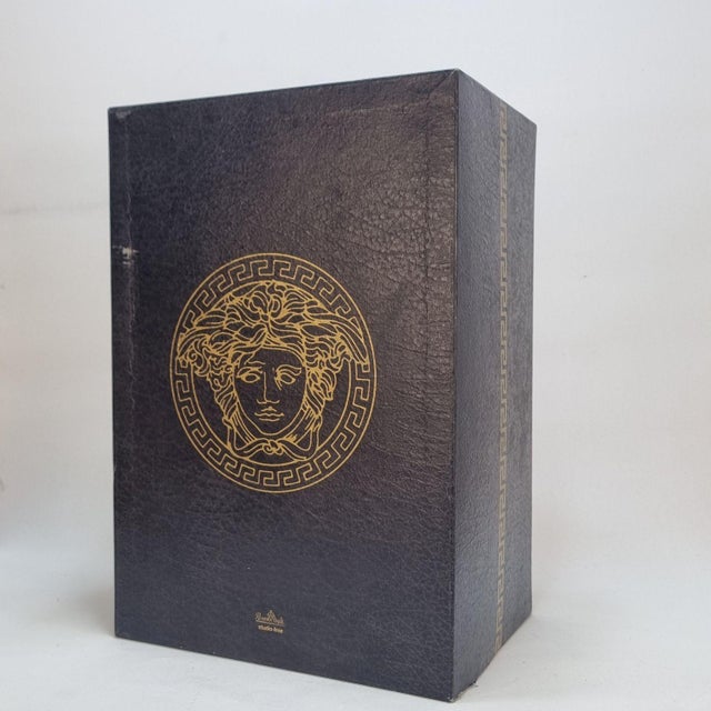 1990s Vintage Decanter in Original Gift Box by Gianni Versace for Rosenthal, 1990s For Sale - Image 5 of 18